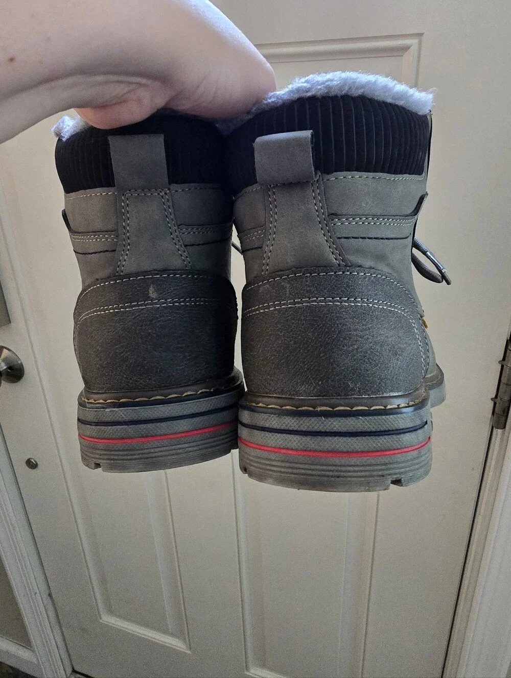 Quatchi Gray Lace-Up Winter Boots with Faux Fur Lining Sz 39